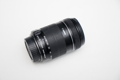 Canon EF-S 18-135mm f/3.5-5.6 IS