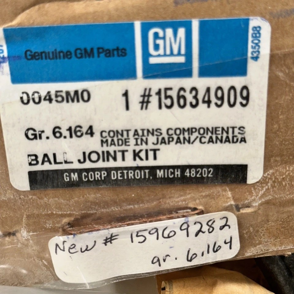 Новый комплект шаровых шарниров GM 15634909 SQUAREBODY 1988-2002 GMC TRUCKS 95-00 Tahoe от оригинального производителя - Изображение 2 из 4