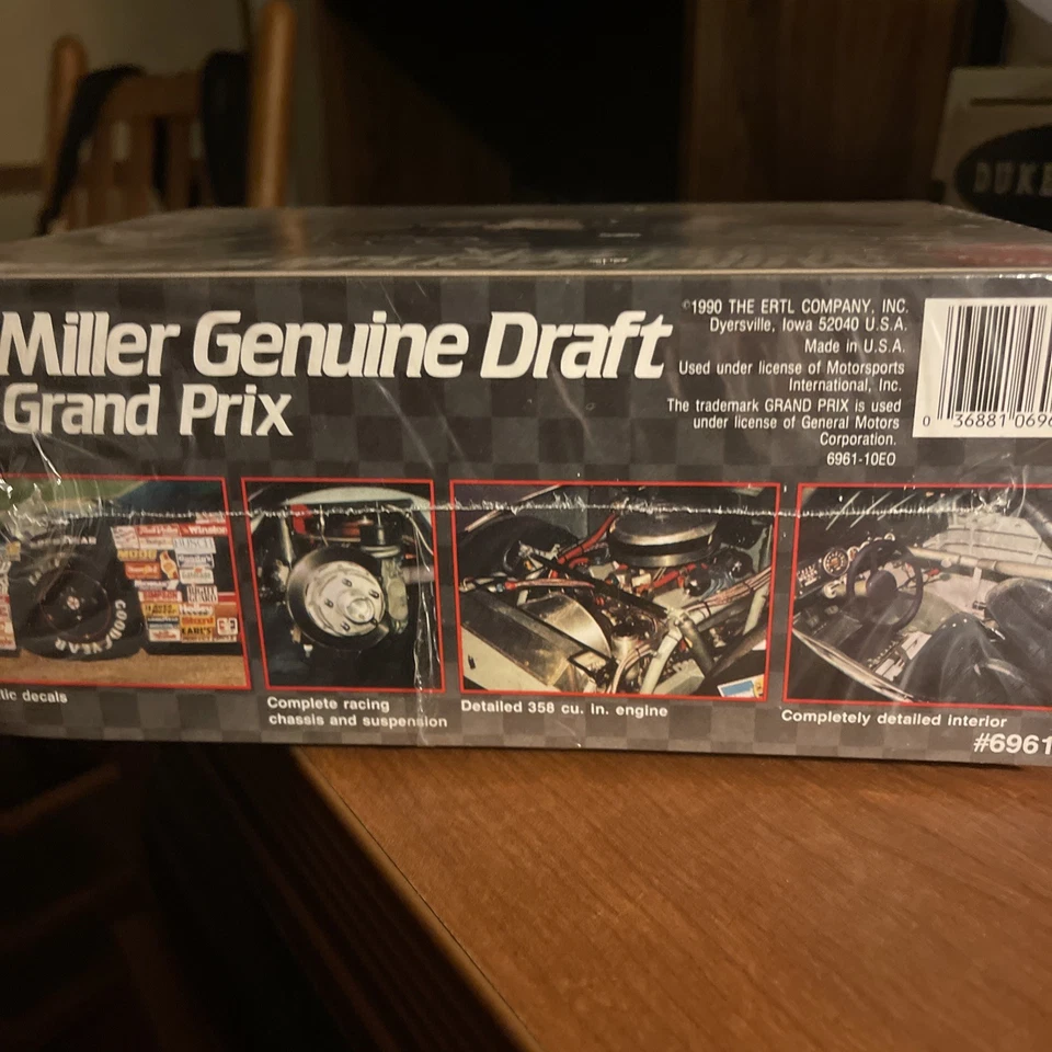 Rusty Wallace #27 Miller Blue Max Racing Grand Prix Amt 1/24 modelo de plástico #6961 Foto 2 de 4
