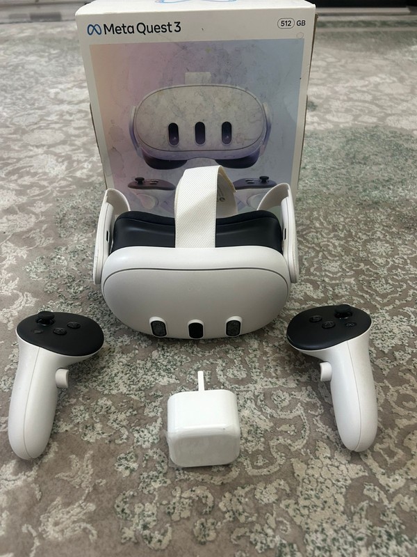 Meta Quest 3 Virtual Reality Headset 512GB, 4K With Controllers