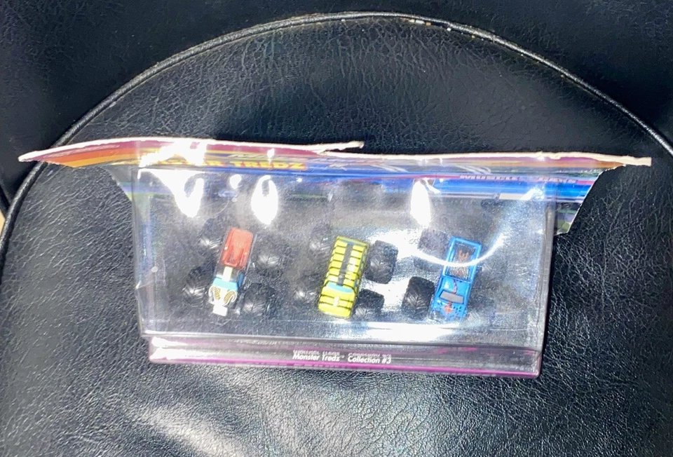 Micro Machines 1991 Galoob Monster Tredz Collection #3 Wild Power Drivin HTF OOP - Image 3 of 4
