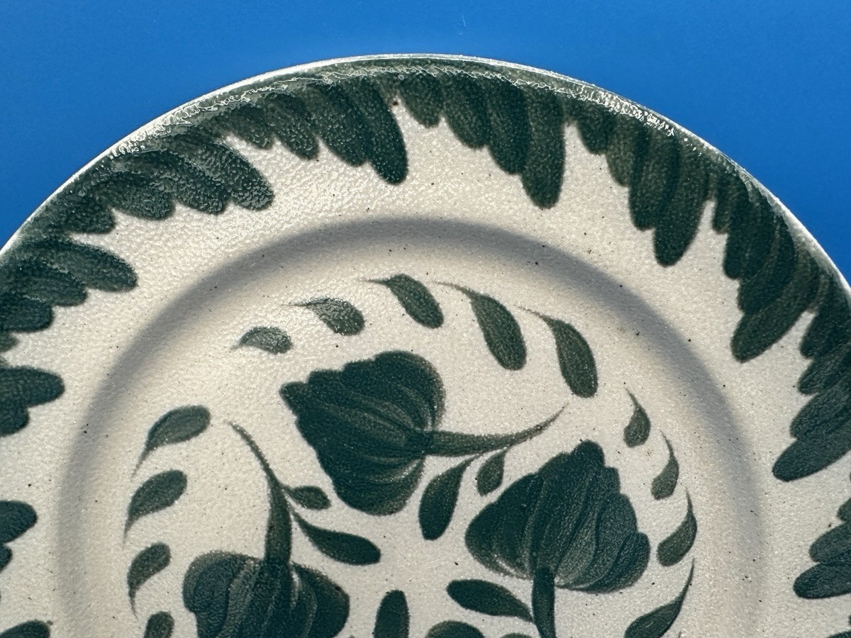 Salmon Falls Stoneware Pottery 10.5