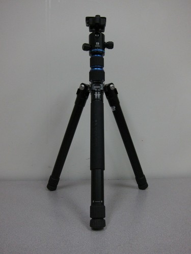 Benro FPA19AB0 ProAngel Aluminum Tripod Kit #1 Series, B0 Head - Max Ld 17.6 lb - Picture 2 of 12
