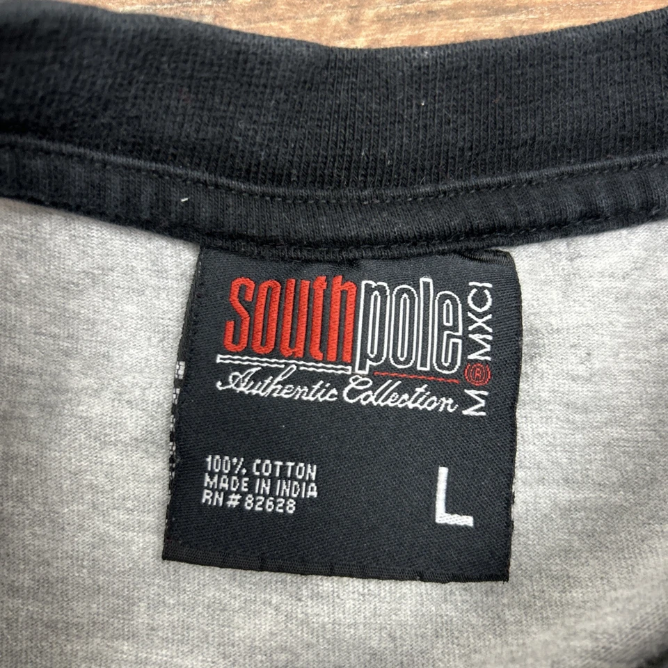 Southpole Mens Large Gray Tee Red Crest Black Velvet Dark Grunge Skate Vtg 90s - Image 2 of 4