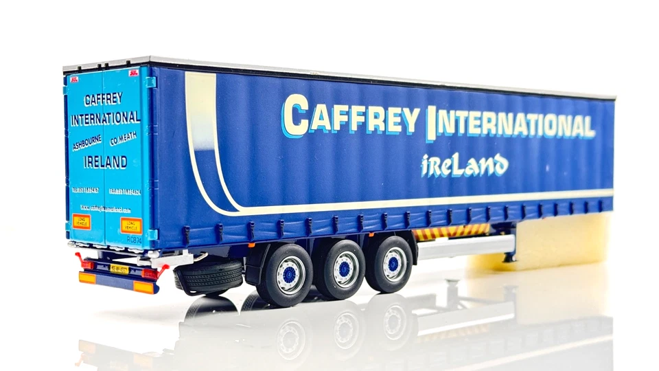 UNIVERSAL HOBBIES 1/50 - CAFFREY INTERNATIONAL IRELAND TRAILER ONLY - BOXED - Image 2 of 4