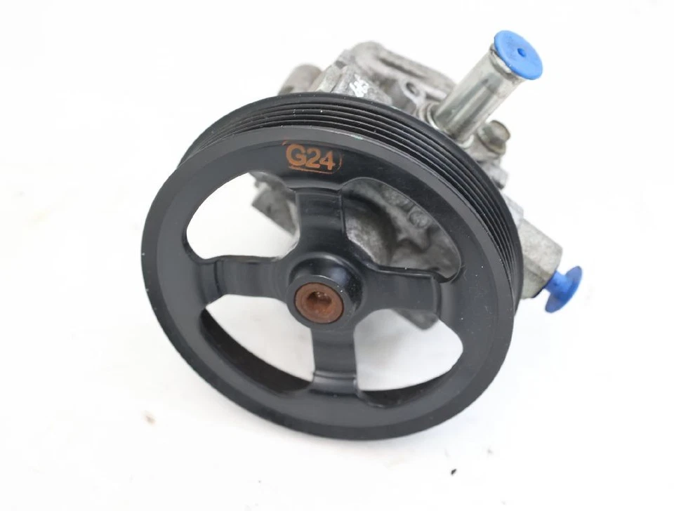 Servopumpe Dodge CALIBER 5105048AA KYB 1.8 110 KW 150 PS Benzin 04-2007 - Bild 2 von 4