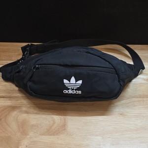 adidas Originals Black Waist Pack Fanny Pack Logo Strap Zip 2L