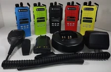 MOTOROLA HT1250 VHF 136-174MHz Police Fire EMS Two-Way Radio AAH25KDF9AA5AN