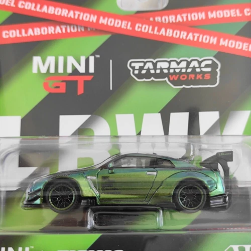 MINI GT x TARMAC WORKS 1:64 #145 LB WORKS LIBERTY WALK NISSAN GT-R MAGIC GREEN