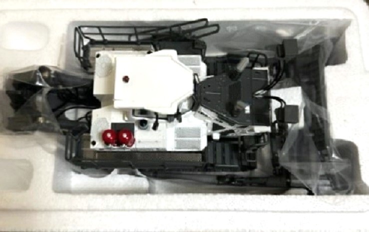 Picture 2 of 4