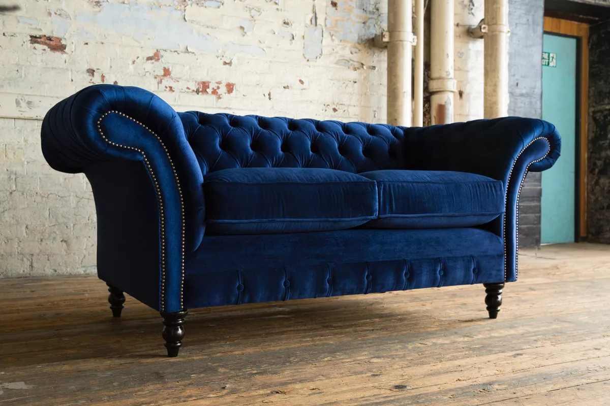 Dark blue sale velvet chesterfield sofa