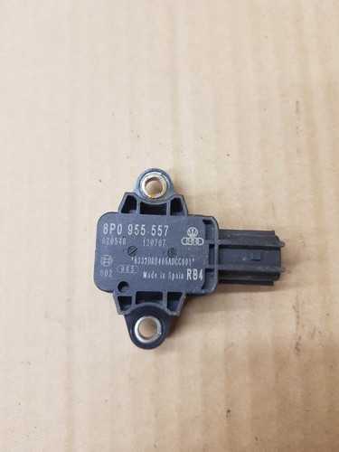 AUDI A3 8P AIRBAG CRASH SENSOR 8P095557 RHD