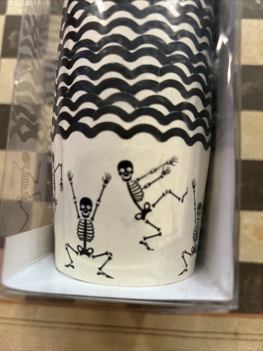 Fall Bake Cups 50 Cupcake Liners Halloween Party Ice Cream Treat Paper Skeleton - Picture 2 of 8