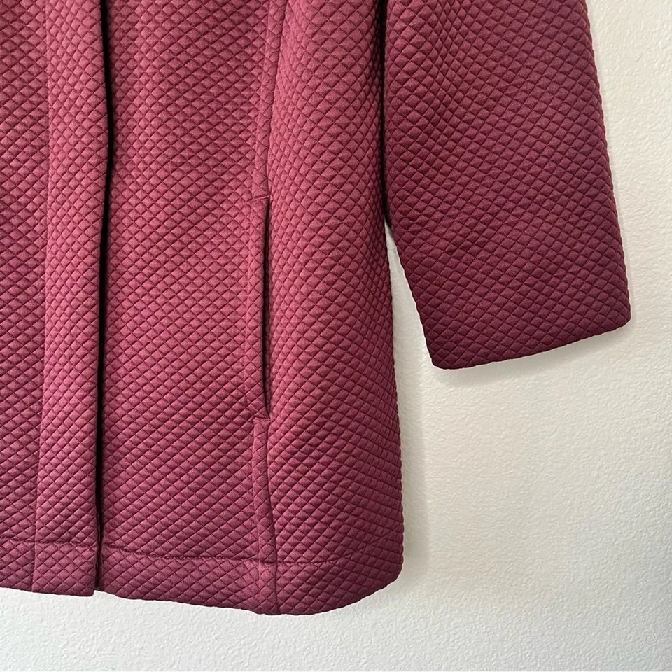 Chico's Jacquard Textured Knit Blazer Snap Buttons Jacket Size 1/ Medium - Image 3 of 4