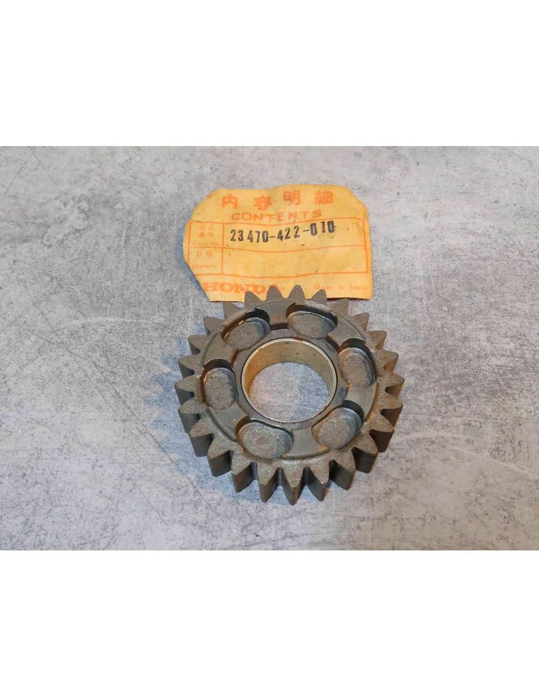 Pignon de boite de 4eme HONDA 1000CBX arbre primaire 25dts rérérence 23470-422-010 en acier trempé