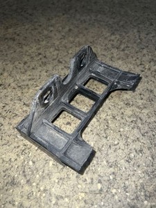 BMW 5 E39 1999 Stoßstange hinten Halterung 1970389 LIA33982