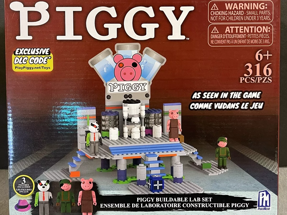 Piggy 316 Piece Laboratory Deluxe Buildable Set with Exclusice DLC Code -  Includes Piggy, Soldier and Badgy Figures 