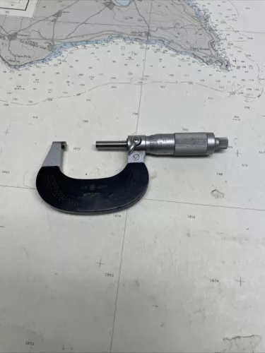 Mitutoyo 102-226 Outside Micrometer Series 102 Range 1-2" .0001”