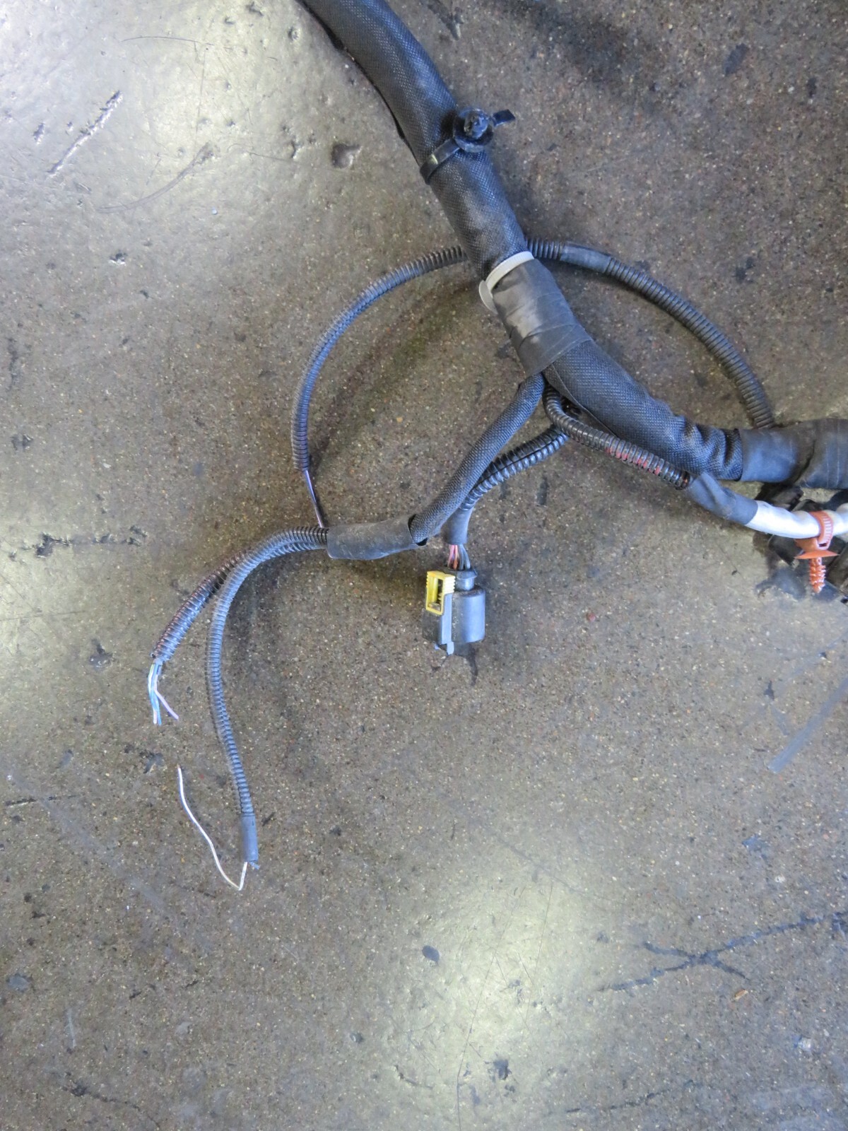Ferrari Portofino, Main Engine Wire Harness, Dmg, Used, P/N 813111