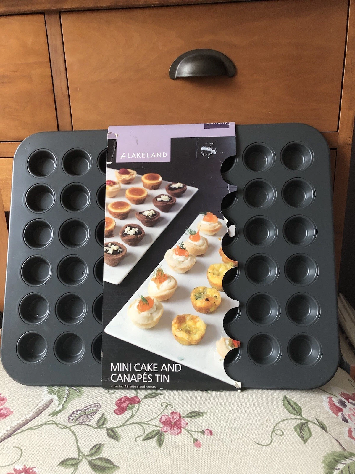 Lakeland 48 Mini Cake And Canapés Tin