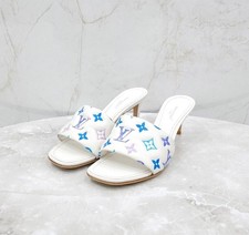 Louis Vuitton Monogram Revival Mule 153506137 P