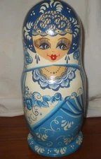 Matryoshka 11.5" Russian Wooden Hand Painted Nesting Doll 12 Pieces Signed 1993