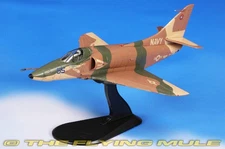 Hobby Master 1:72 A-4E Skyhawk USN VF-126 Bandits Blue 55