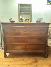 CASSETTONE CAPPUCCINO ANTICO IN NOCE META’ 800