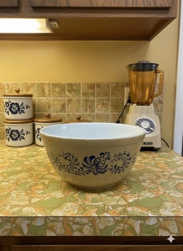 Vtg 70s Pyrex Homestead #402 Mixing 1.5 Qt Nesting Bowl EUC Blue & Tan Speckled