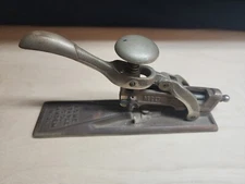 VINTAGE ACME STAPLE COMPANY MIDGET PAPER STAPLER