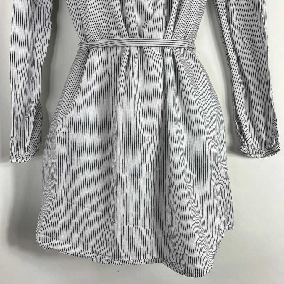 Vestido Express Feminino Pequeno Fora do Ombro Manga Longa Acima do Joelho Bolsos Laterais - Imagem 3 de 4