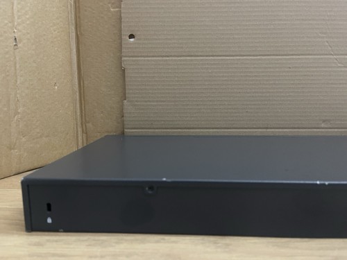 TP-Link T1500-28PCT with No Brackets 24-Port 10/100 + 4-Port Gigabit PoE Switch - Picture 6 of 10
