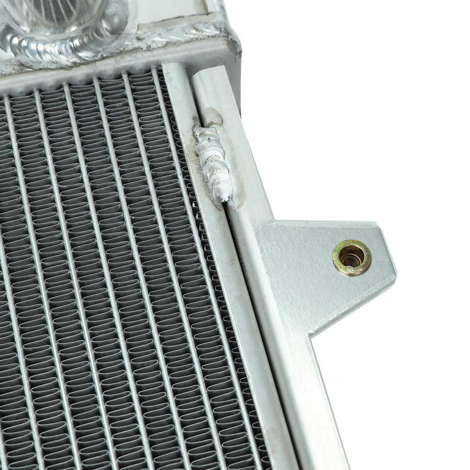 3Row Aluminum Radiator Fit 84-95 Toyota Pickup Base 92-95 4Runner SR5 ...