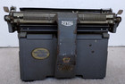 INOPERABLE  ROYAL  TYPEWRITER (PARTS ONLY) — photo 5