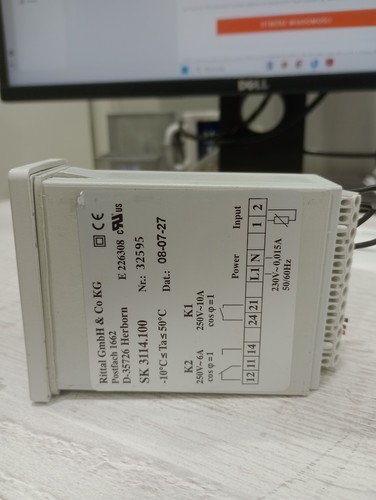 Rittal SK3114-100 - thermostat with display - Picture 2 of 4