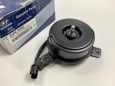 NEW GENUINE Radiator Fan Motor OEM For Hyundai 253862C000
