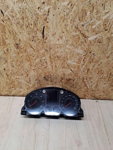 VW PASSAT Variant B6 3C5 Kombiinstrument A2C53106067 2.00 Petrol 100kw 34896534