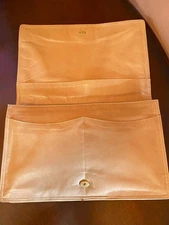 Fabulous Bottega Veneta Vintage Large Tan Glazed Leather Clutch