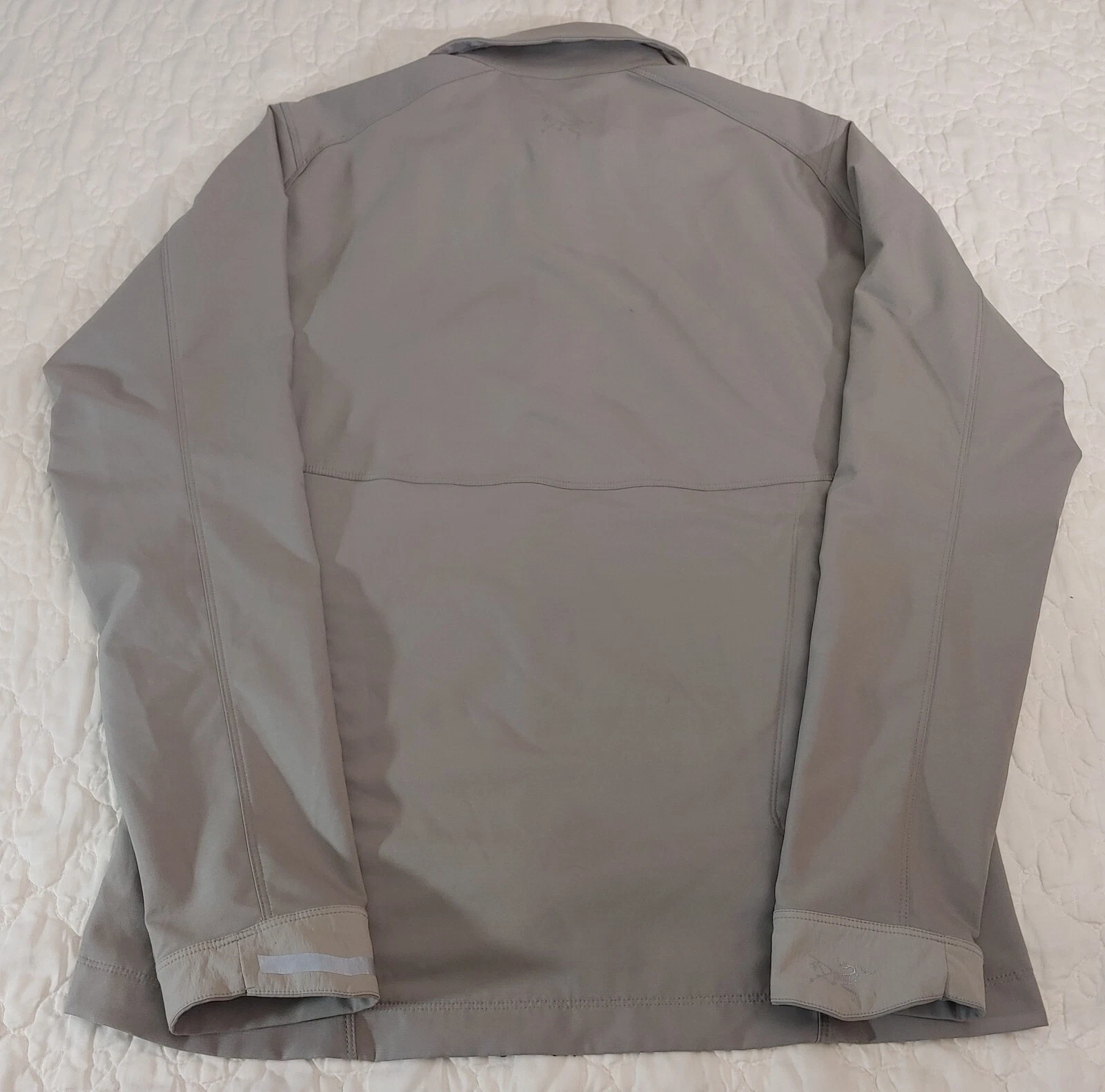 arcteryx lightweight windstopper rain wind shell jacket