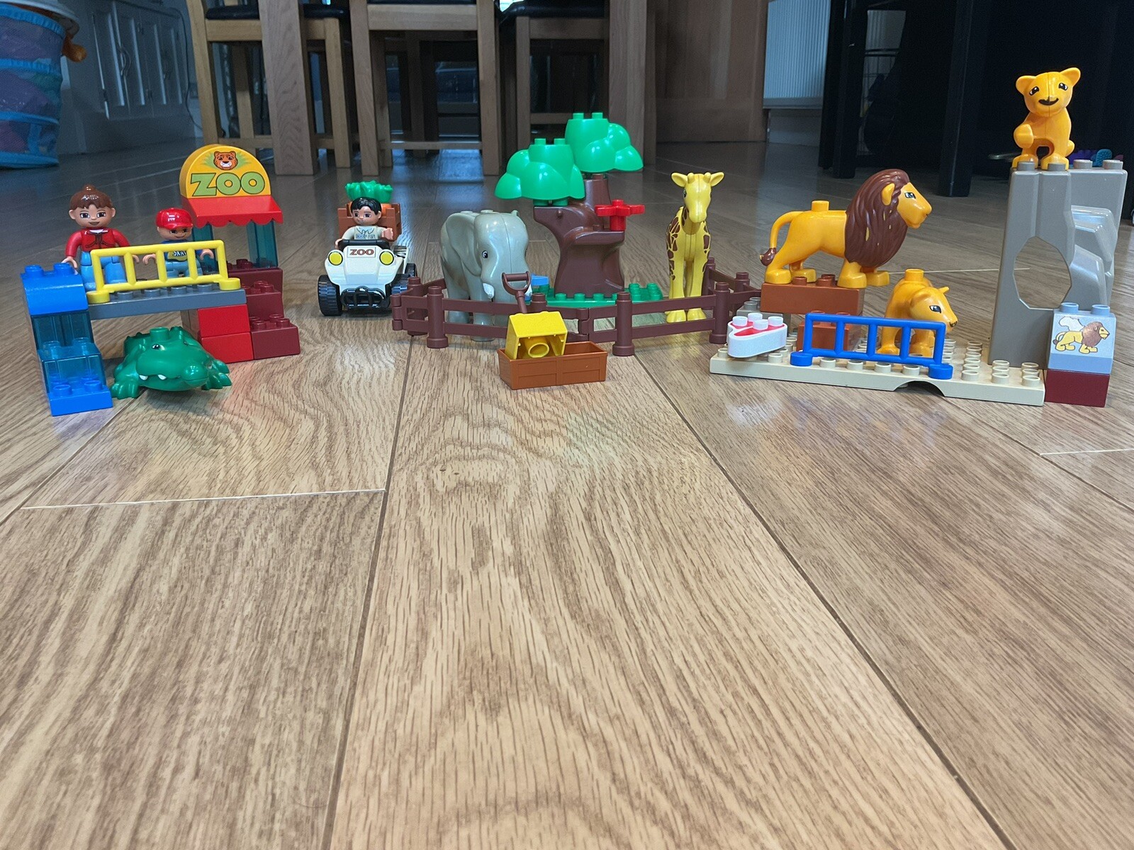 Lego Duplo 5634 Feeding Zoo With Figures, Animals, Quad Bike