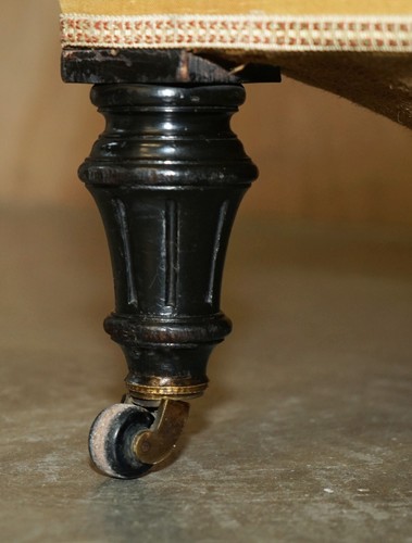 SUPER RARE ANTIQUE VICTORIAN AESTHETIC MOVEMENT ARMCHAIR WITH GRAND TOUR PLAQUES - Picture 9 of 20