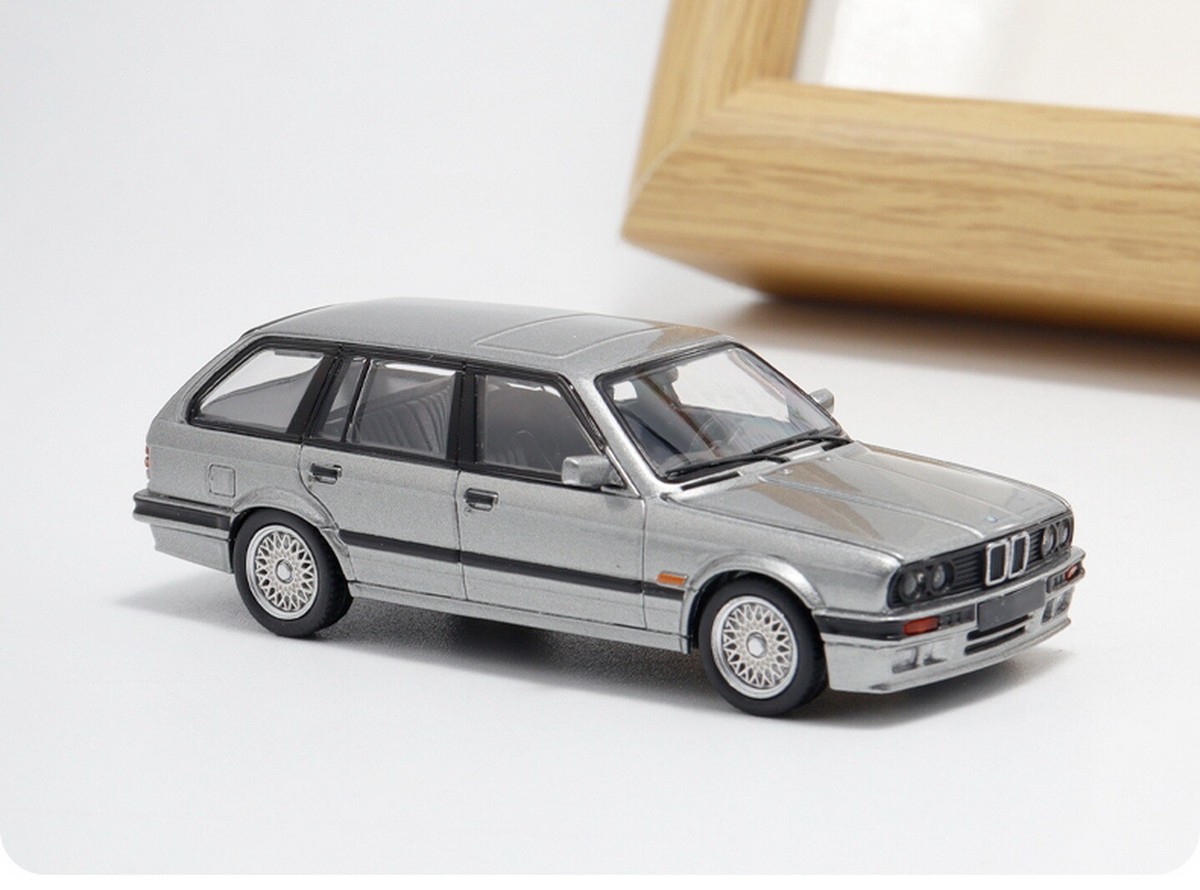 Mortal 1/64 Scale BMW E30 Touring Gey Diecast car Model Toy