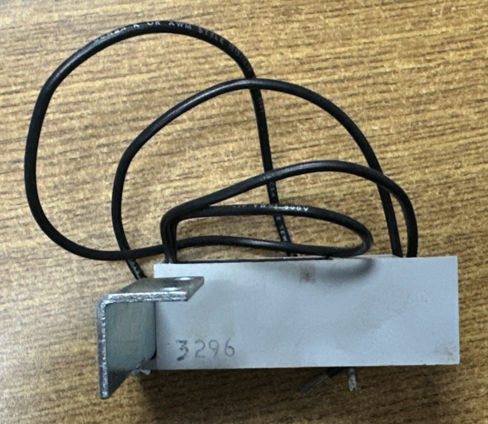 CUTLER-HAMMER 42-3568-6 TRANSFORMER LIGHT ASSEMBLY 600VAC  **NEW NO BOX**