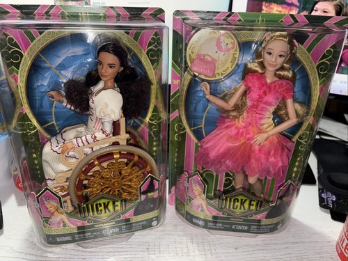 Wicked Movie Nessarose & Glinda Fashion Doll URL Misprint - Picture 8 of 8