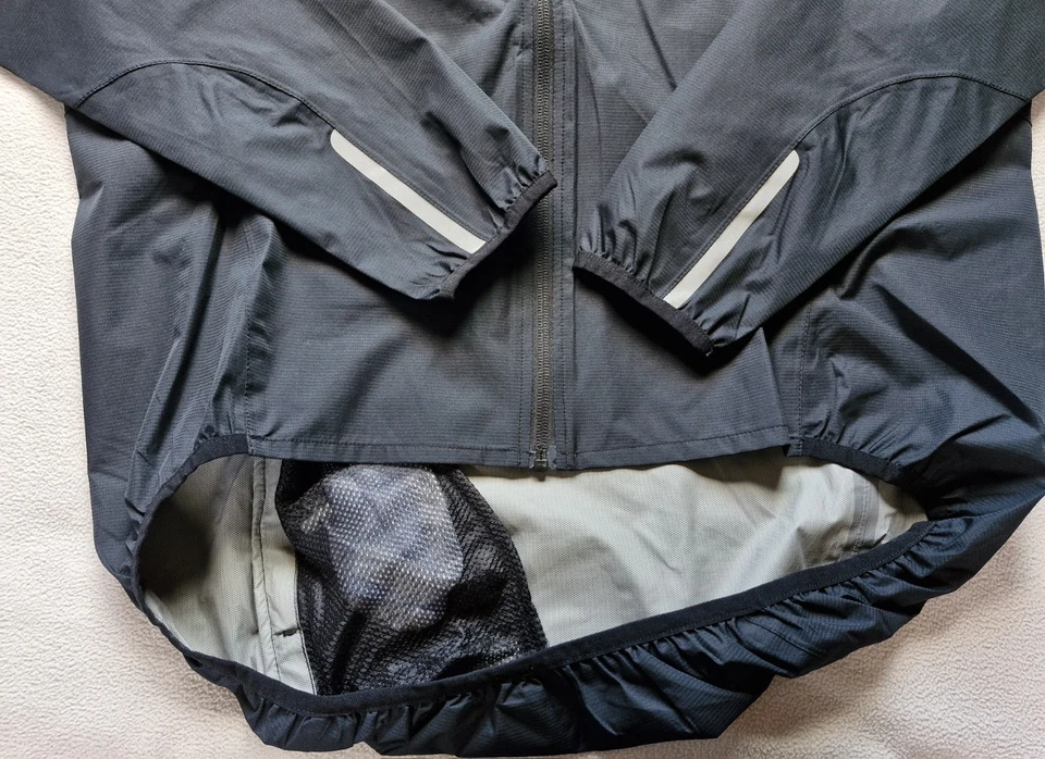 Endura Xtract II Waterproof Cycling Jacket Mens Large - MTB or ROAD - Brand New - Image 3 of 4