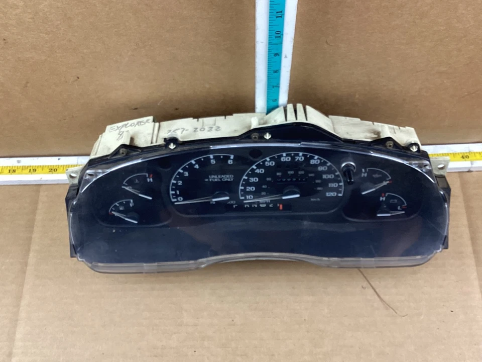 Cuadro de instrumentos velocímetro Ford Explorer 1995-1997 F67F-10849-CA OEM Foto 2 de 4