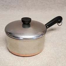 Revere Ware 2 qt Sauce Pan Stainless Steel With Copper Bottom w/Lid Vintage USA