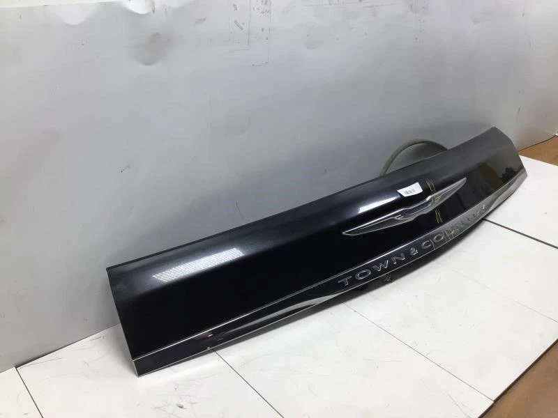 2012 CHRYSLER TOWN COUNTRY REAR TAILGATE MOULDING PANEL OEM+ - Изображение 3 из 4
