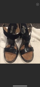 MICHAEL-KORS-YOLANDA-T-STRAP-SHOES-HEEL-SANDAL-SIZE-6-5