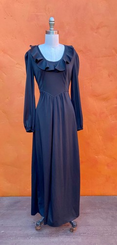 Dark Romantic Vintage 1970s Black Maxi Dress - Ruffle Collar Goth Gothic Witchy - Picture 5 of 6